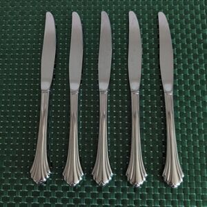 Oneida BANCROFT Dinner Knives USA Flare Tip Glossy Lot Set of 5 Vintage